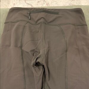 Size 4 olive green Lululemon cropped leggings